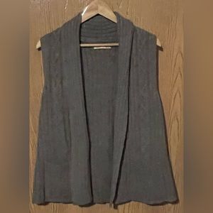 Old Navy Sweater Vest Gray Medium